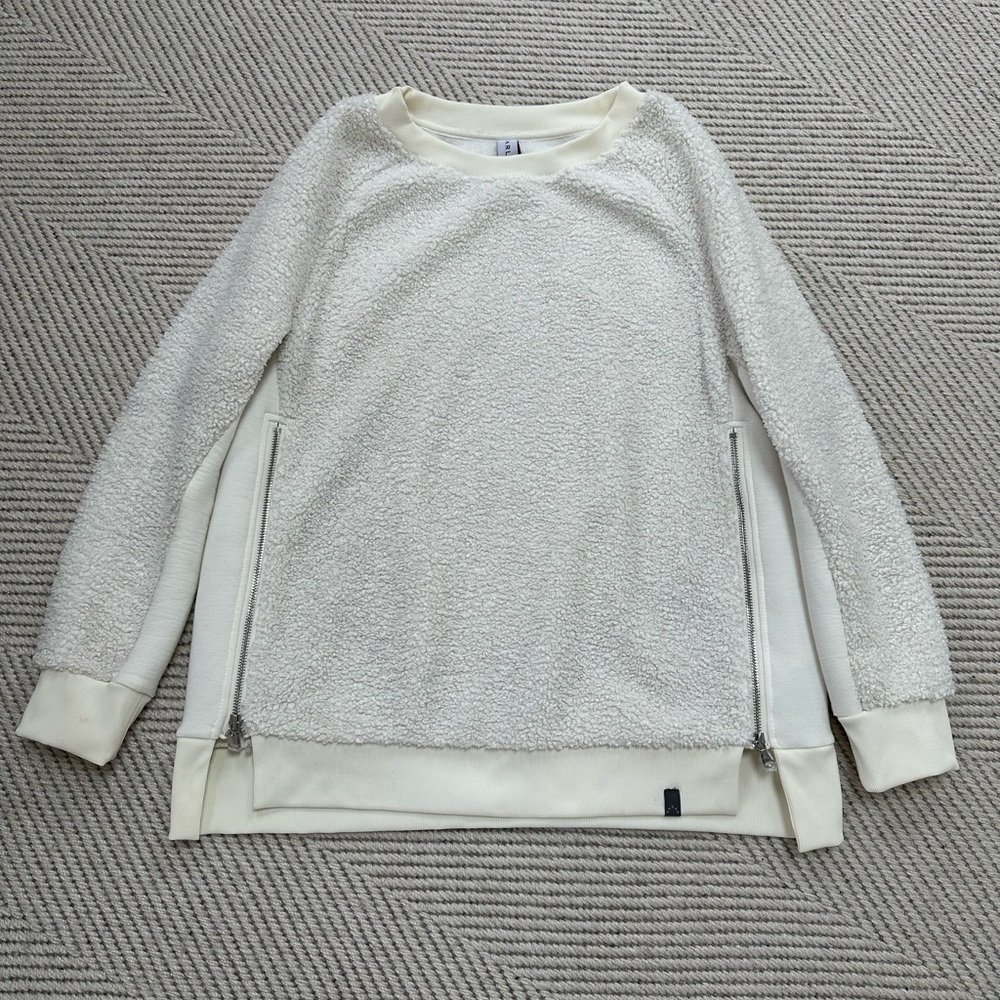 LIKE NEW Varley Oakdon Pullover Sweatshirt Size M